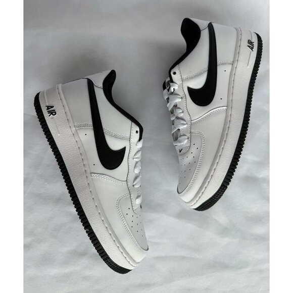 6Y | 8 WOMEN'S  NIKE AIR FORCE 1 LOW BLACK WHITE SNEAKERS IB8845-100 - Picture 1 of 8